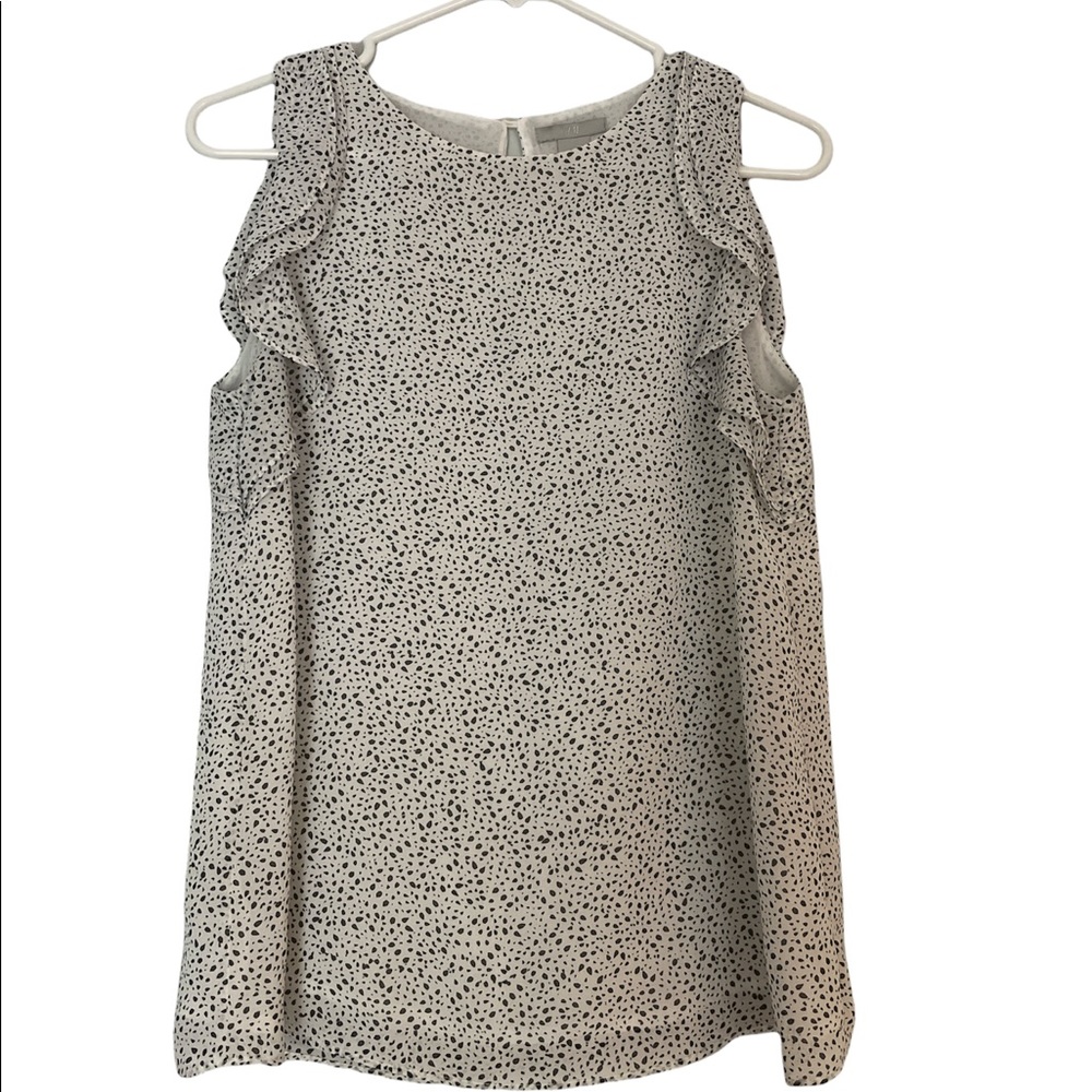 Polka dot, sleeveless blouse